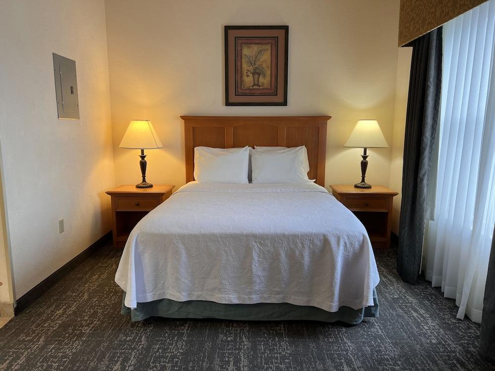 ホテル Hyatt House Colorado Springs Airport エクステリア 写真