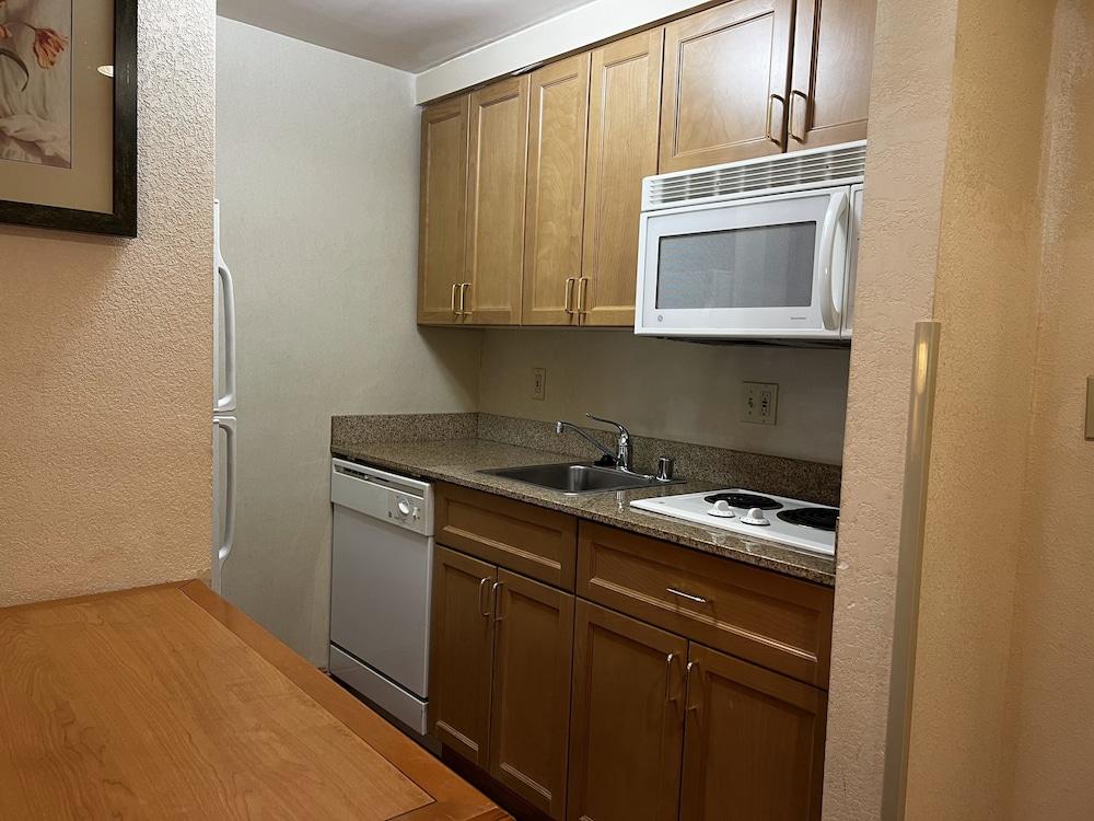 ホテル Hyatt House Colorado Springs Airport エクステリア 写真