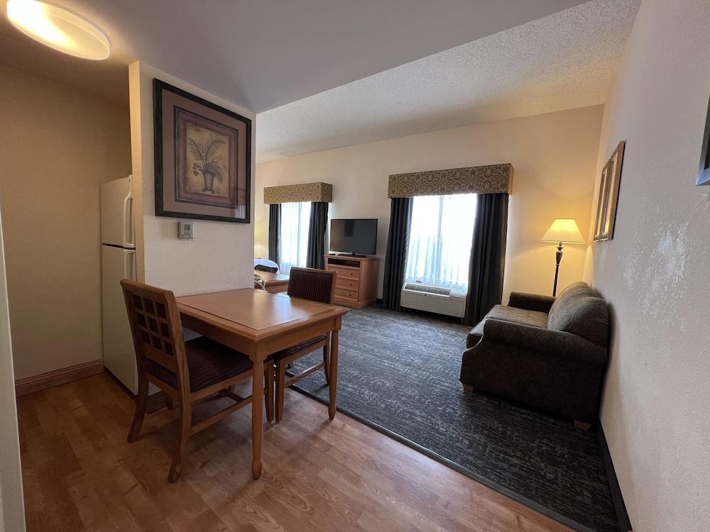 ホテル Hyatt House Colorado Springs Airport エクステリア 写真