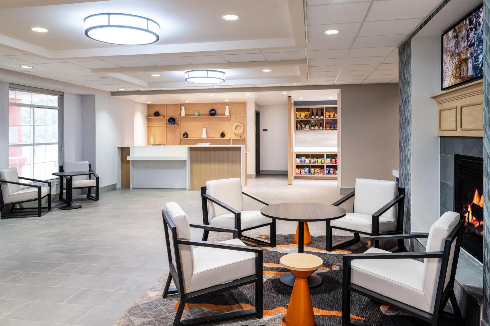 ホテル Hyatt House Colorado Springs Airport エクステリア 写真